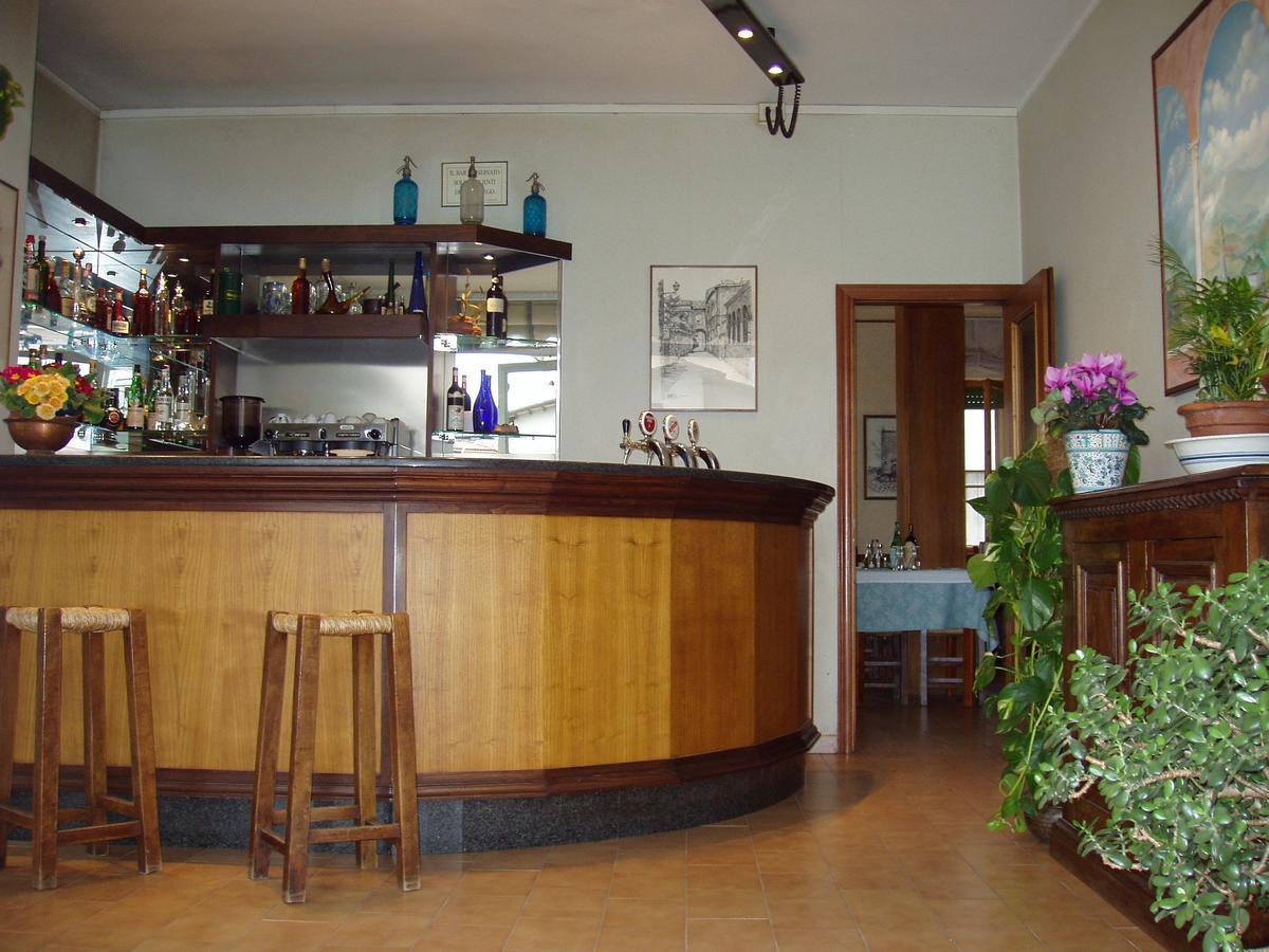 Albergo Ristorante Taverna Dalla "Lisina" Sansepolcro Exterior photo